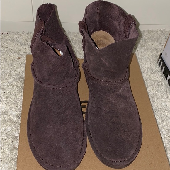 Boots - Picture 4 of 5